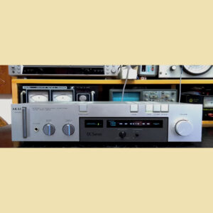 Akai AM U210