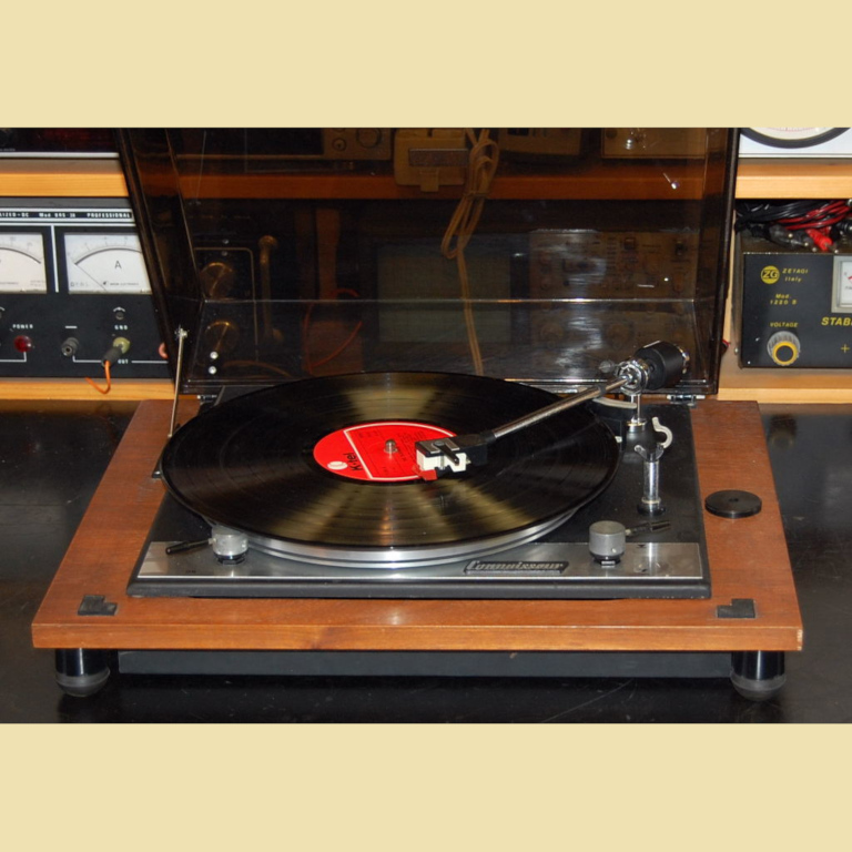 Connoisseur BD-2
