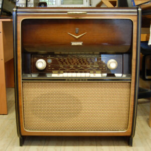 Grundig Musikschrank 7000/I