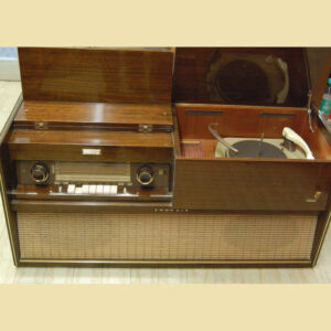 Grundig Stereo Konzertschrank SO 132a