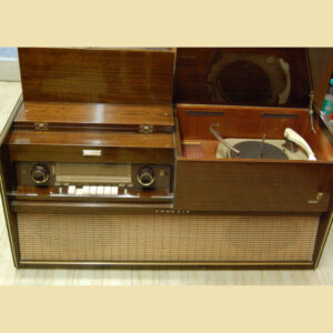 Grundig Stereo Konzertschrank SO 132a