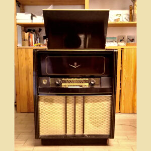 Grundig Musikschrank 7059-I