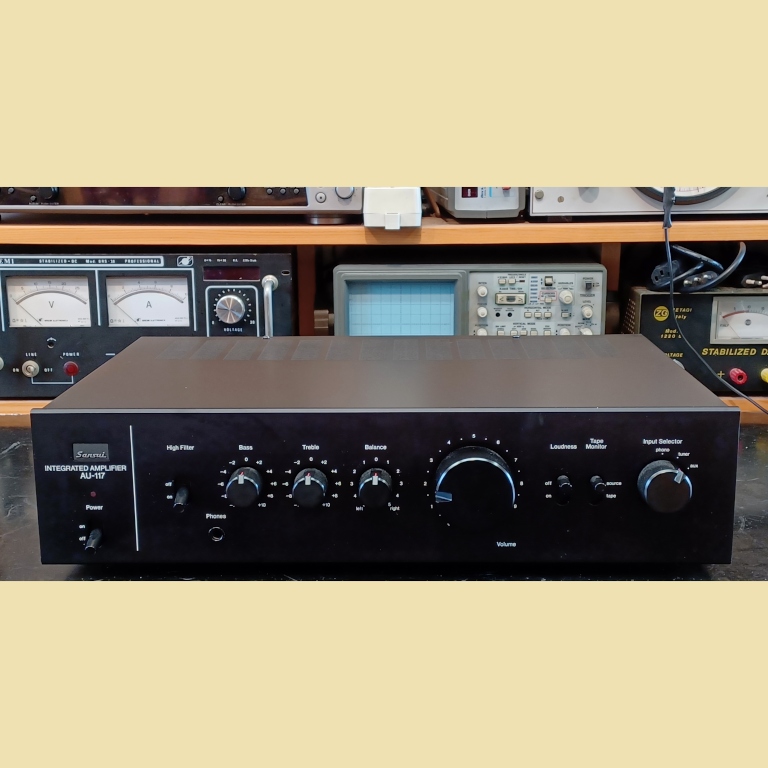 Sansui AU-117